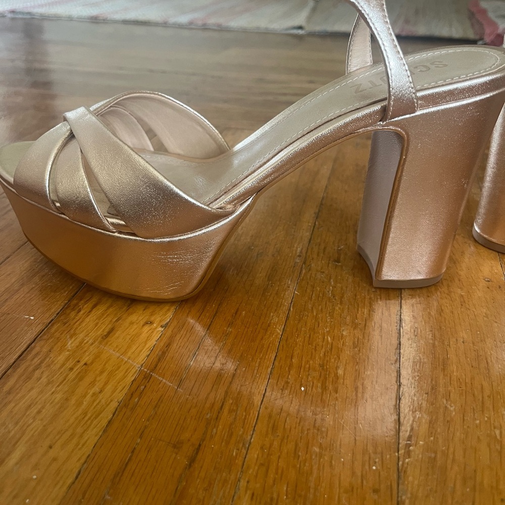 Never Worn Keefa Platform Mint Condition. - image 3